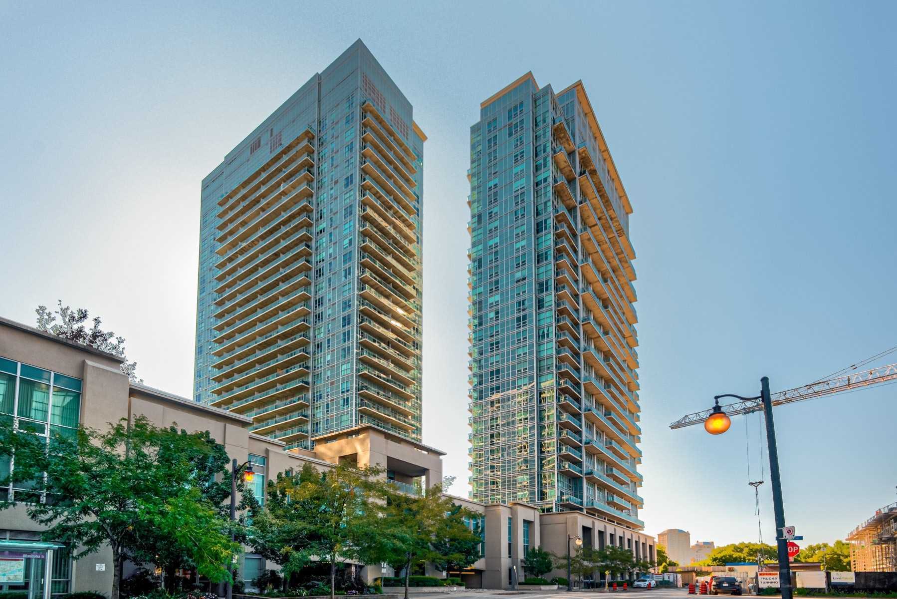 1323 165 Legion Rd N, Etobicoke