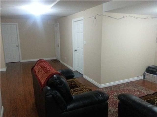 5895 Delle Donne Dr