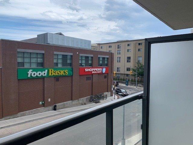 301 - 1420 Dupont St