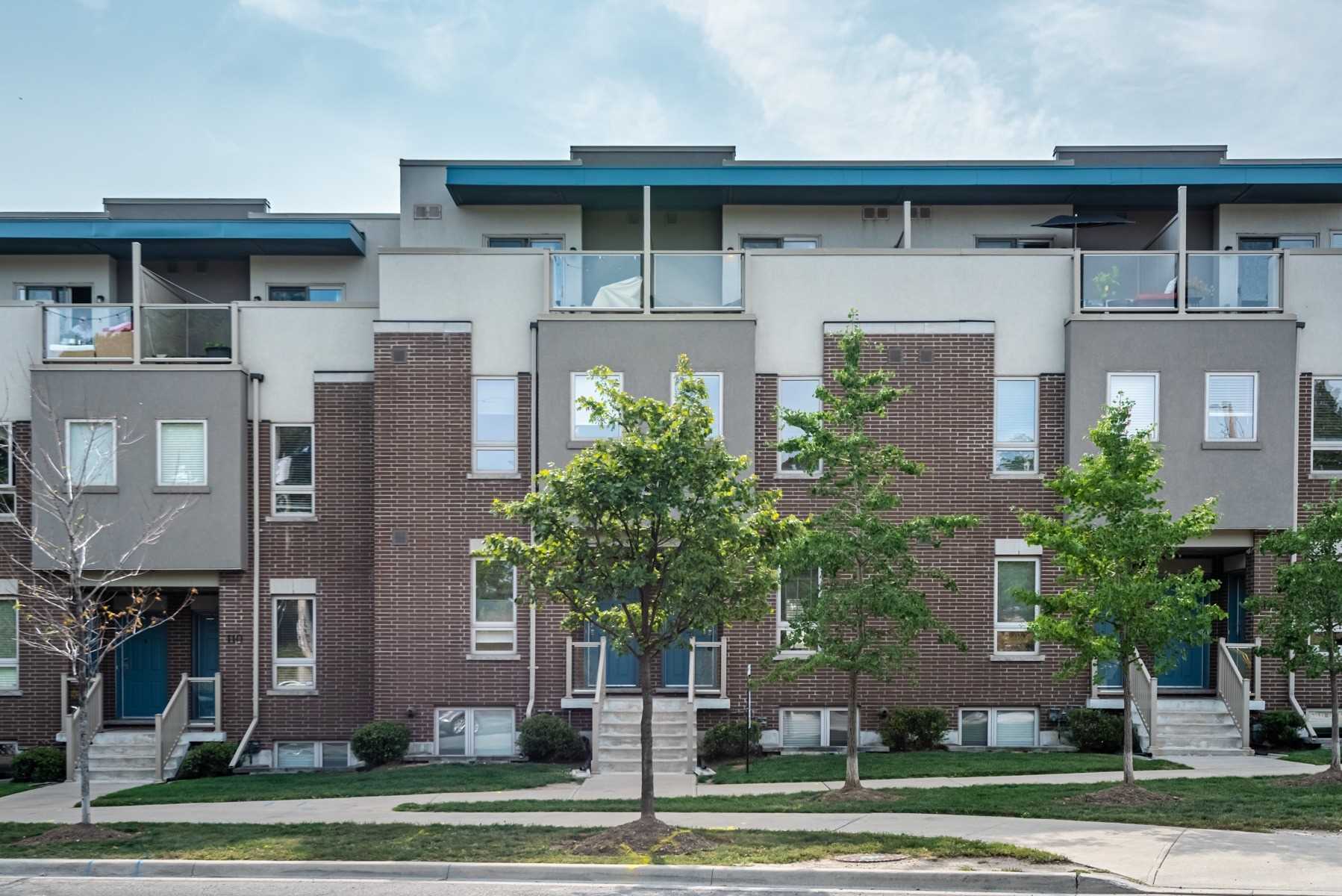3 112 Caledonia Park Rd, Toronto Sold, W4910344 Condos.ca