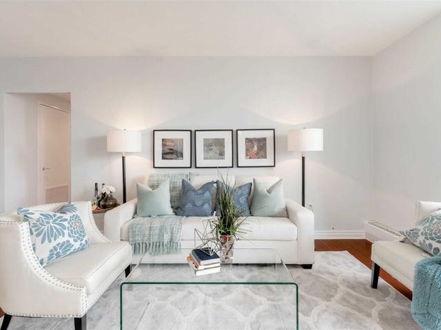 110 - 44 Longbourne Dr