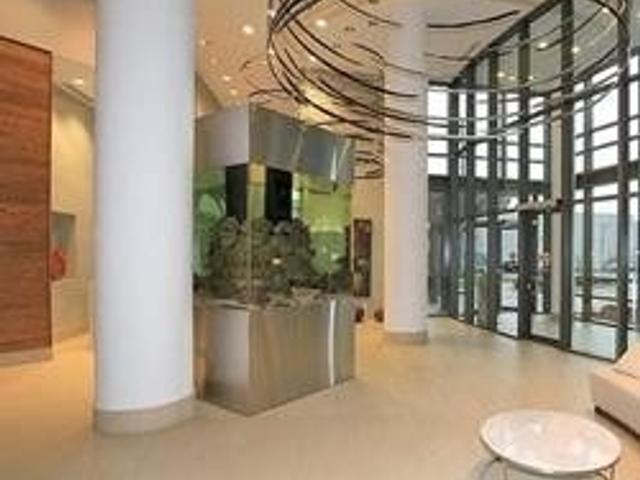 2304 - 2240 Lake Shore Blvd W