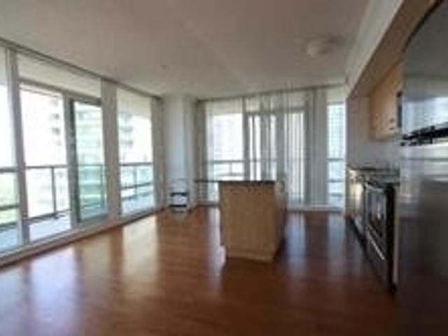 2304 - 2240 Lake Shore Blvd W