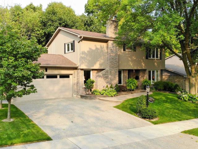 1827 Heather Hills Dr