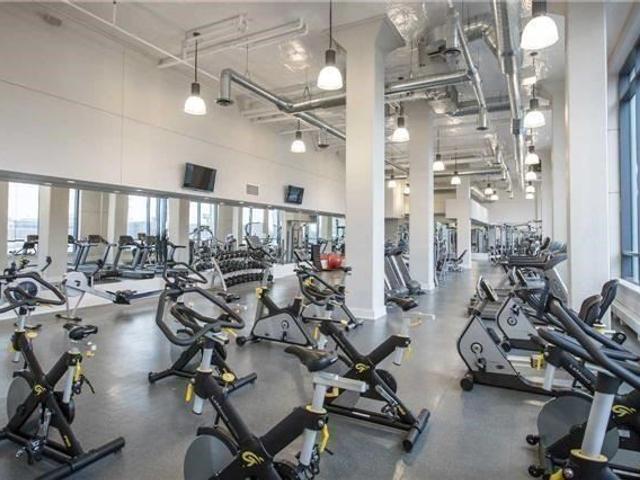 1906 - 2200 Lakeshore Blvd