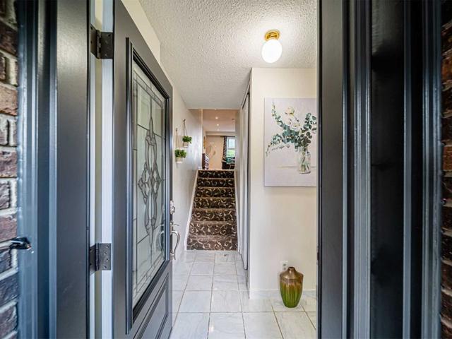 130 Ashurst Cres