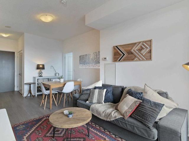 602 - 25 Fontenay Crt