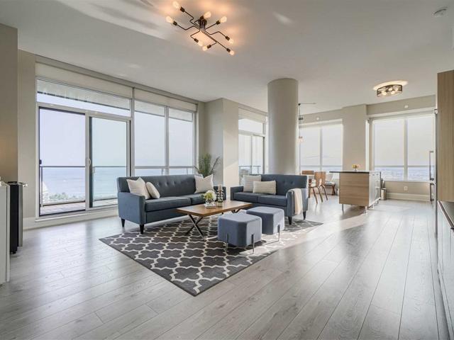 4302 - 36 Park Lawn Rd