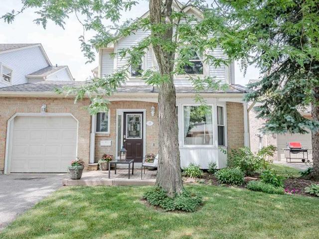 17 - 5255 Lakeshore Rd