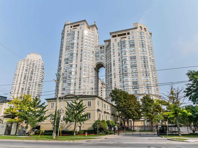 414 - 2285 Lake Shore Blvd W