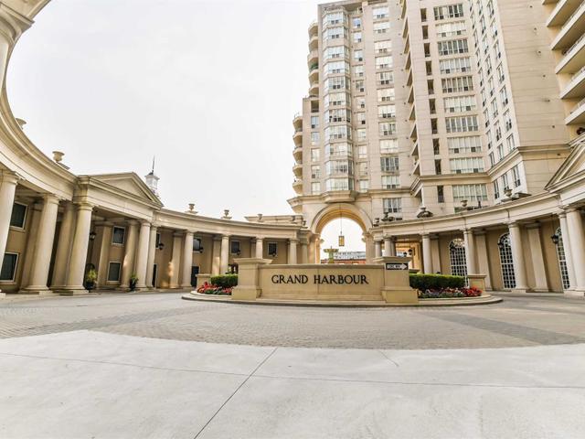 414 - 2285 Lake Shore Blvd W