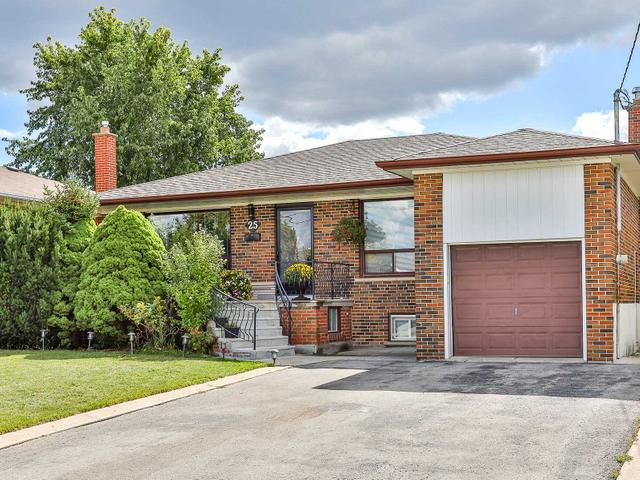 25 Gatesgill Cres