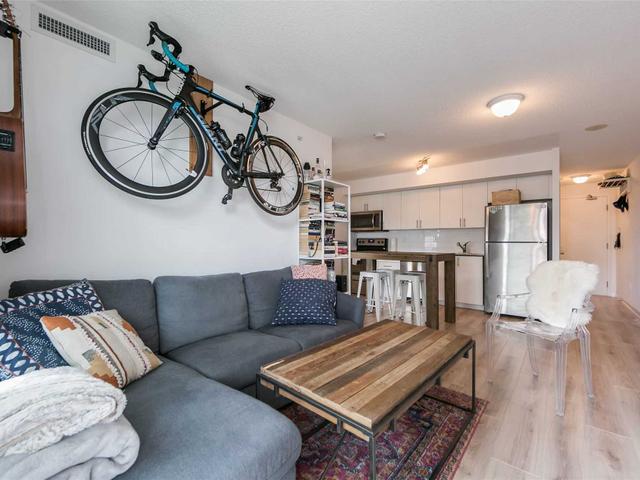 702 - 1420 Dupont St