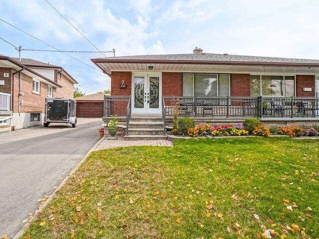 7 Grampian Cres