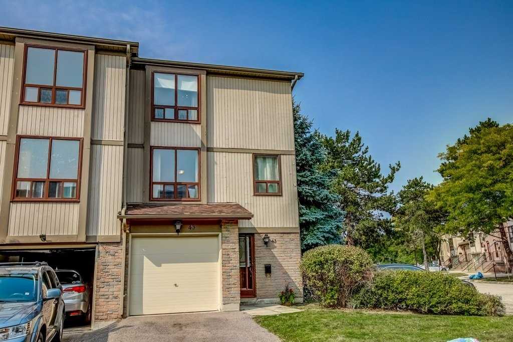 43 Guildford Cres, Brampton Terminated, W4927387 Condos.ca