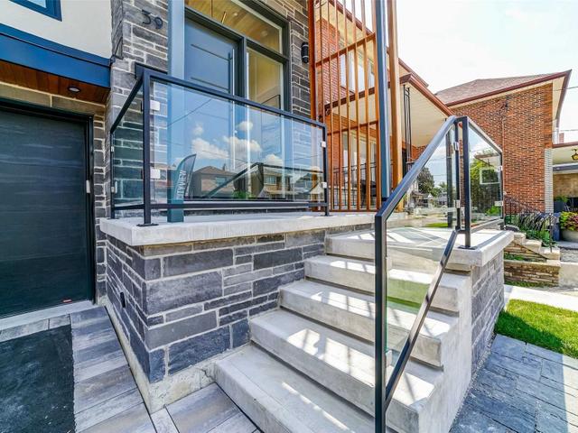 39 Holmesdale Cres