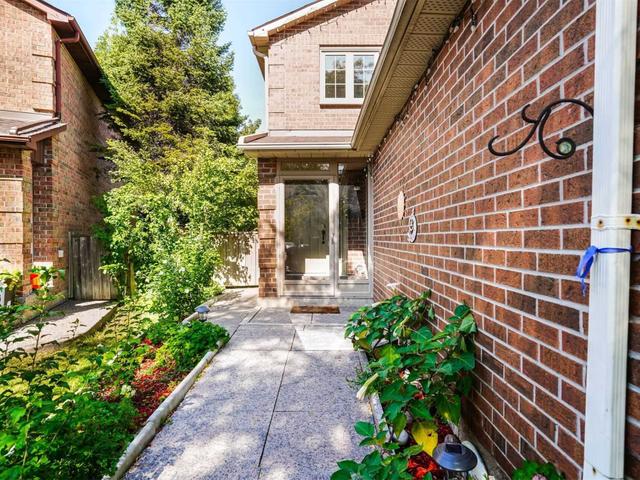 6381 Plowmans Heath Crt