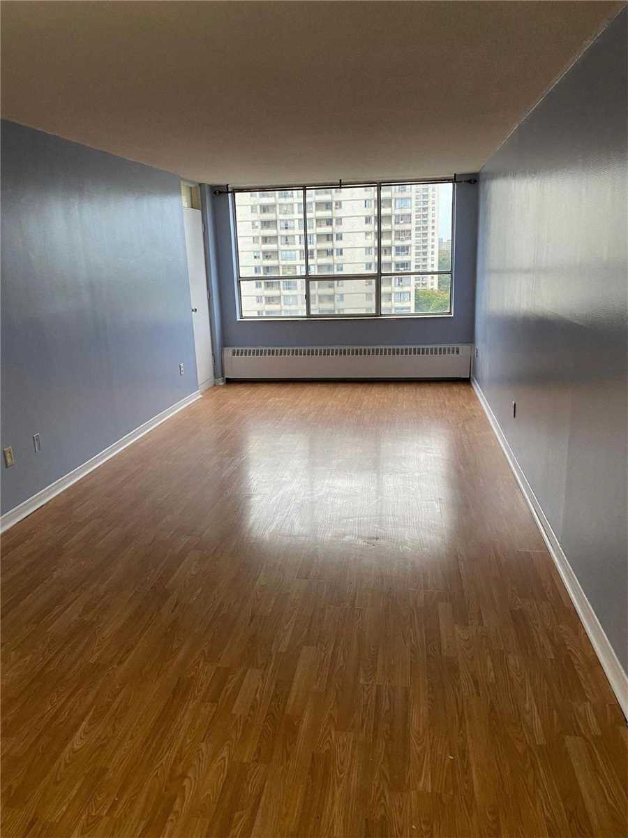 902 320 Dixon Rd, Etobicoke Sold, W4933014 Condos.ca