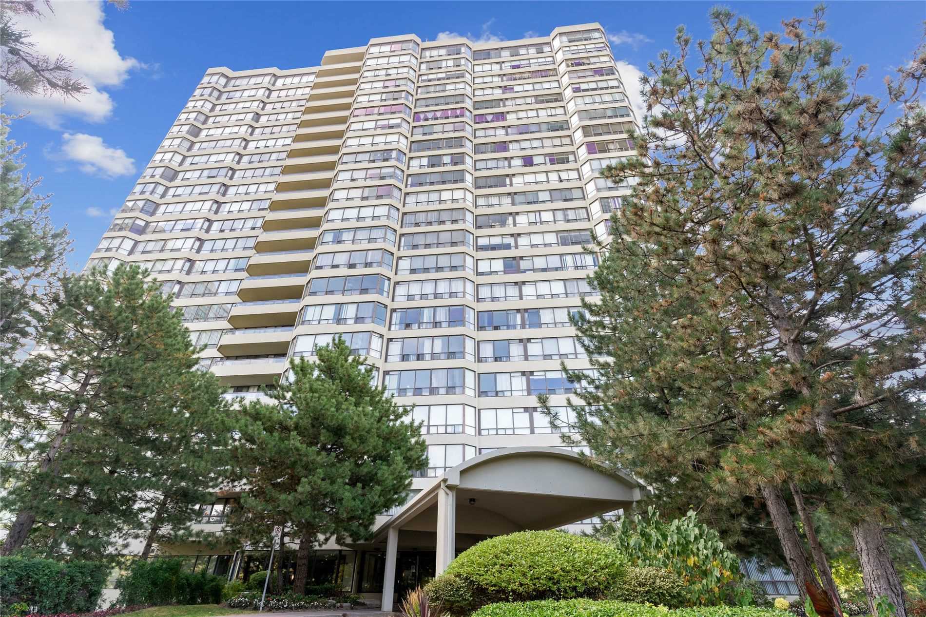 310 - 24 Hanover Rd, Brampton | Sold, W4934614 | Condos.ca