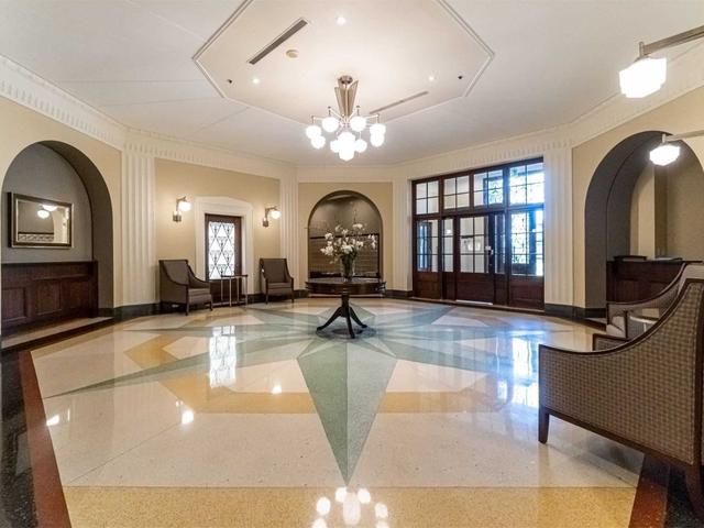 1805 - 70 High Park Ave