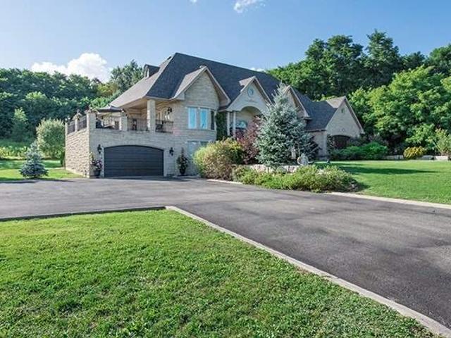 4 Valley Hill Dr