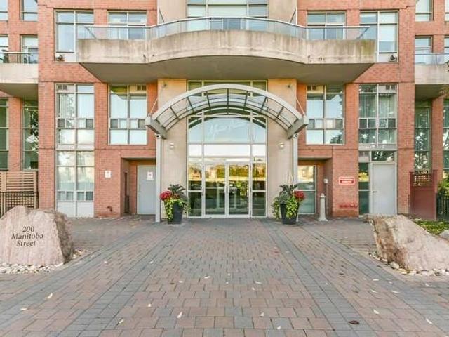 302 - 200 Manitoba St N