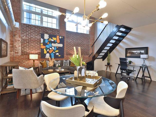 A15 - 1100 Lansdowne Ave