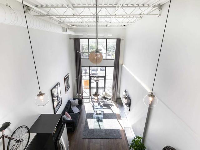 203 - 1478 Queen St W