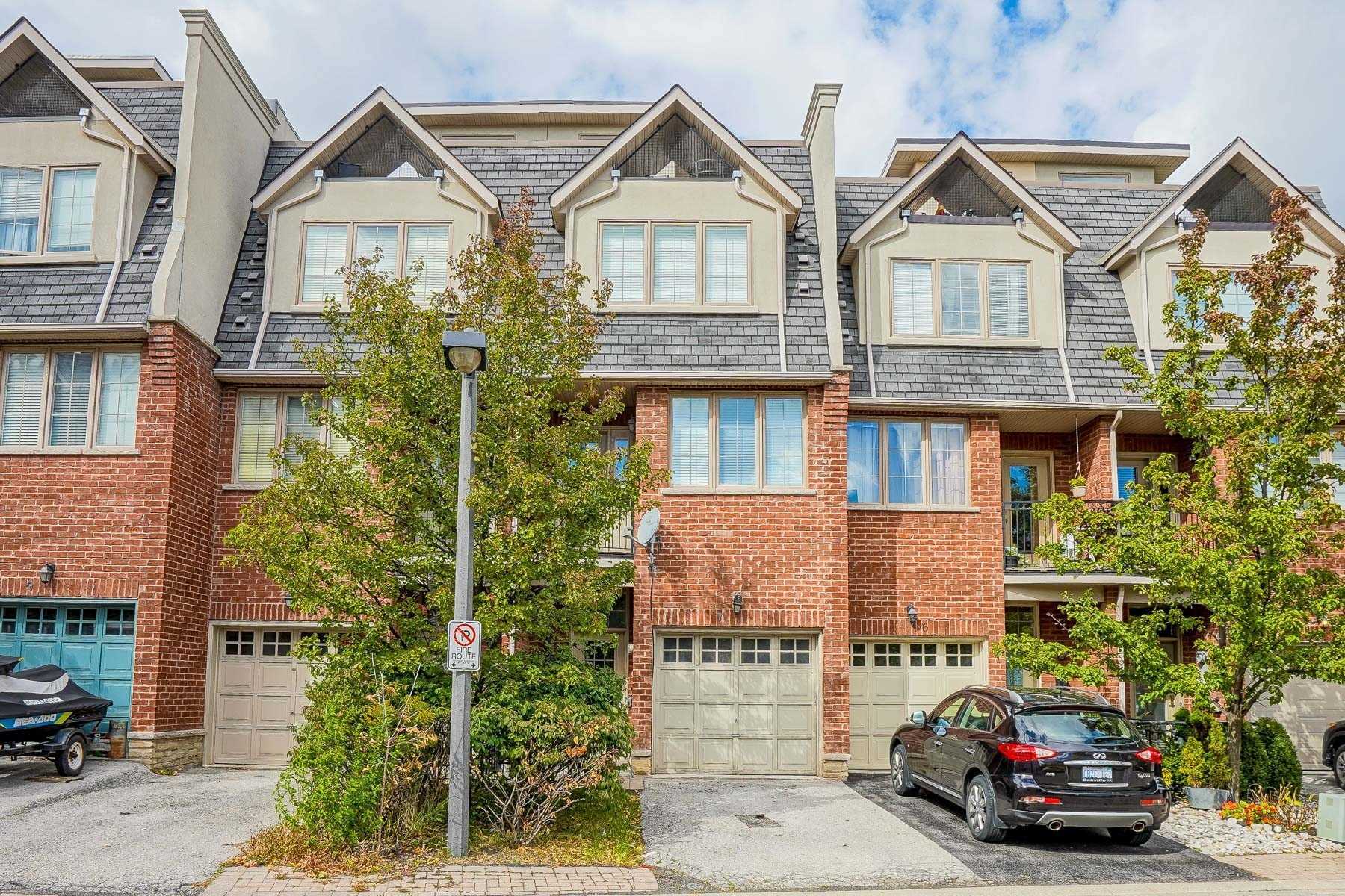 7 96 Nelson St, Oakville Suspended, W4956305 Condos.ca