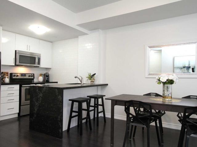 10 Carnation Ave, Unit 15