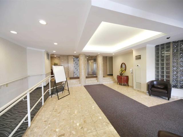 504 - 1110 Walden Circ