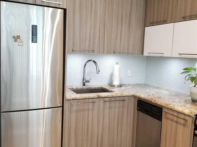 302 - 56 Annie Craig Dr