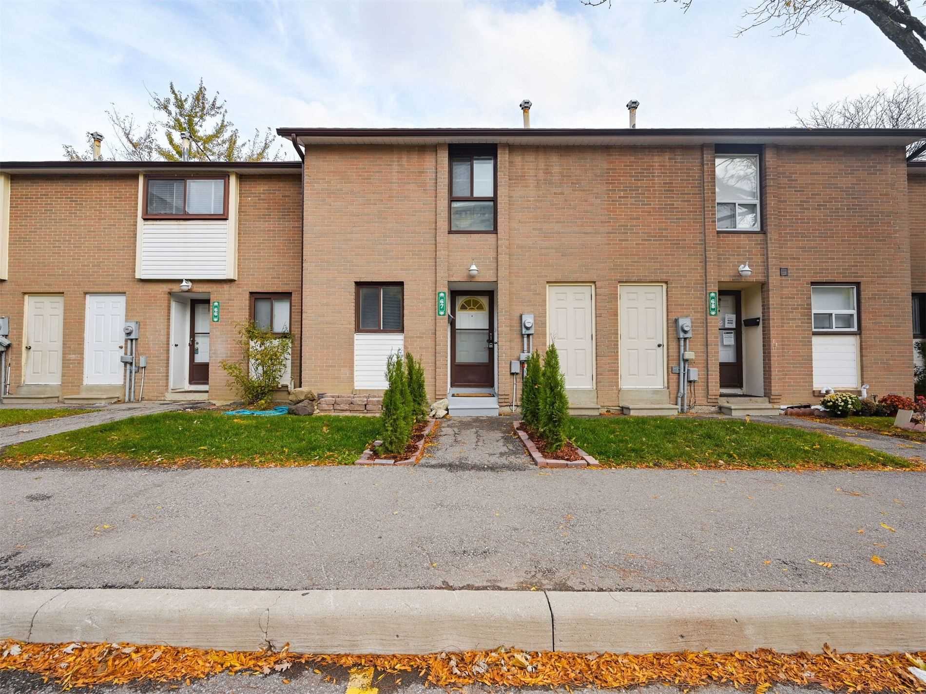 67 Fleetwood Cres, Brampton Sold, W4961968 Condos.ca