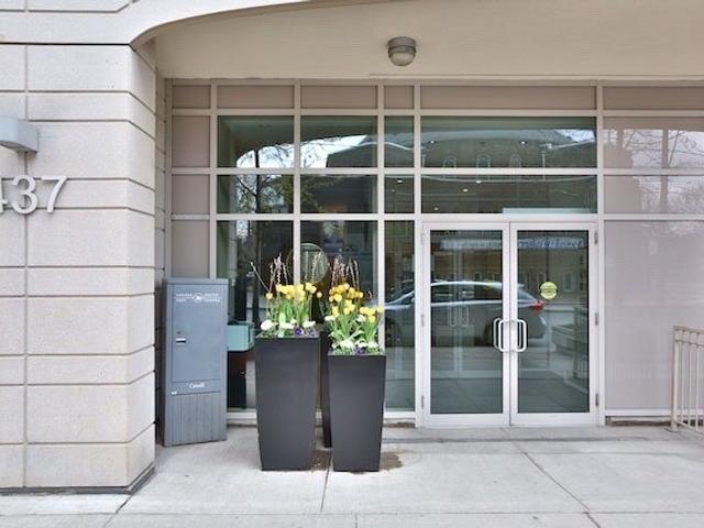 411 - 437 Roncesvalles Ave