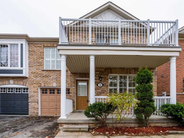 32 Topiary Lane