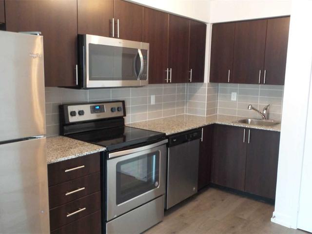 915 - 1420 Dupont St