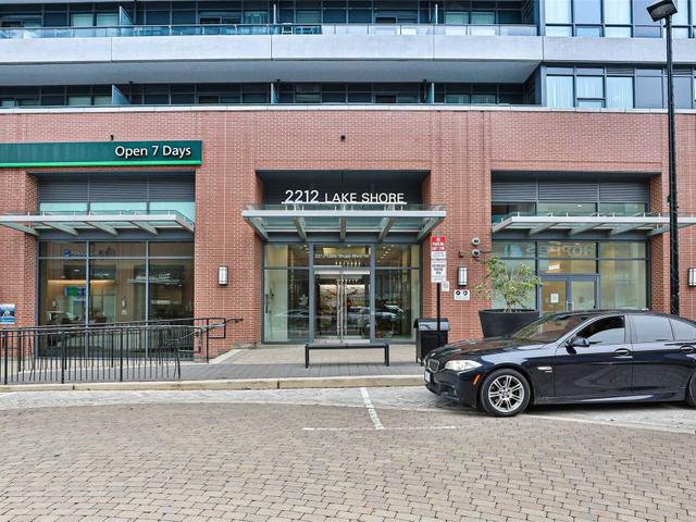 1905 - 2212 Lake Shore Blvd W