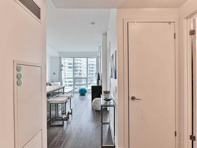 1905 - 2212 Lake Shore Blvd W