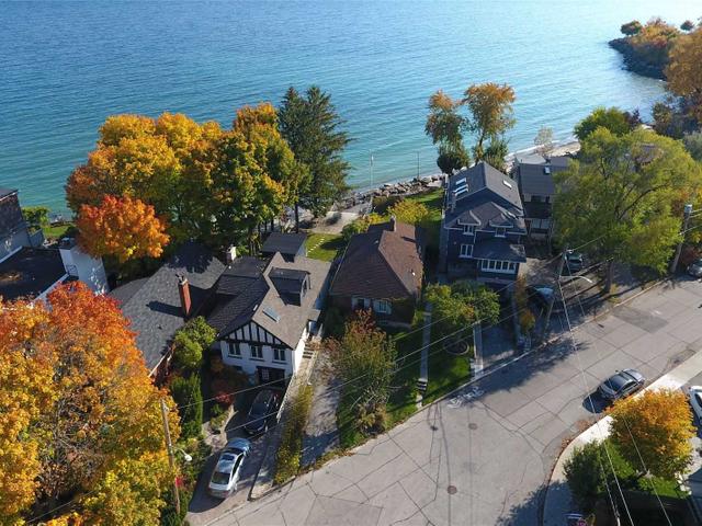 7 Lake Shore Dr