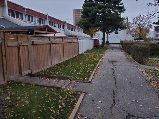 36 - 2901 Jane St