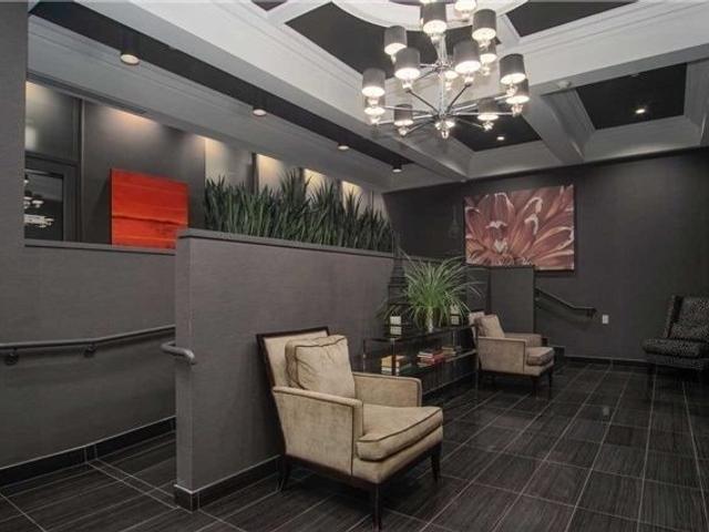 510 - 3563 Lake Shore Blvd W