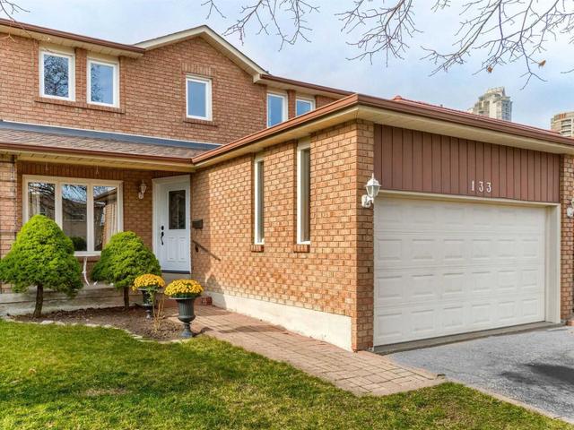 133 Kingsbridge Garden Circ