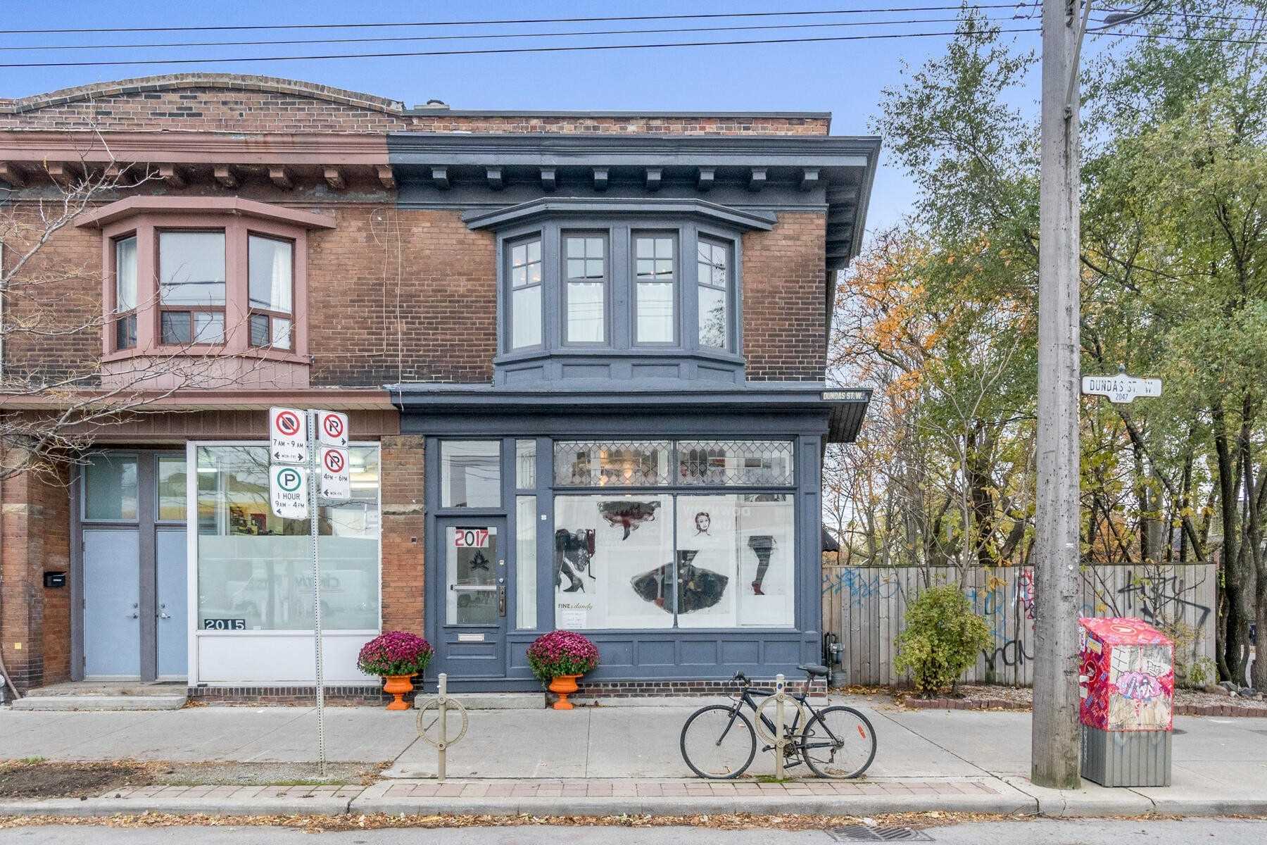 2017 Dundas St W, Toronto Sold, W4983850 Condos.ca