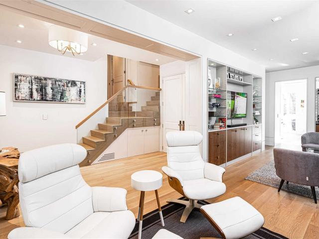 23 Birchview Blvd
