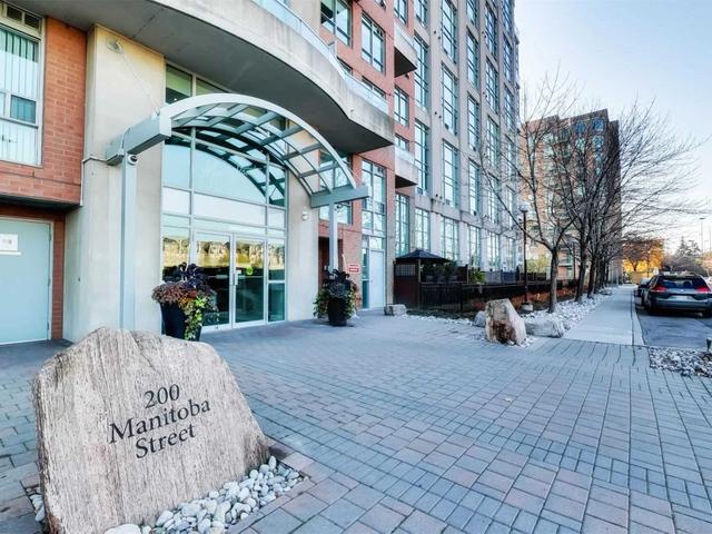 327 - 200 Manitoba St