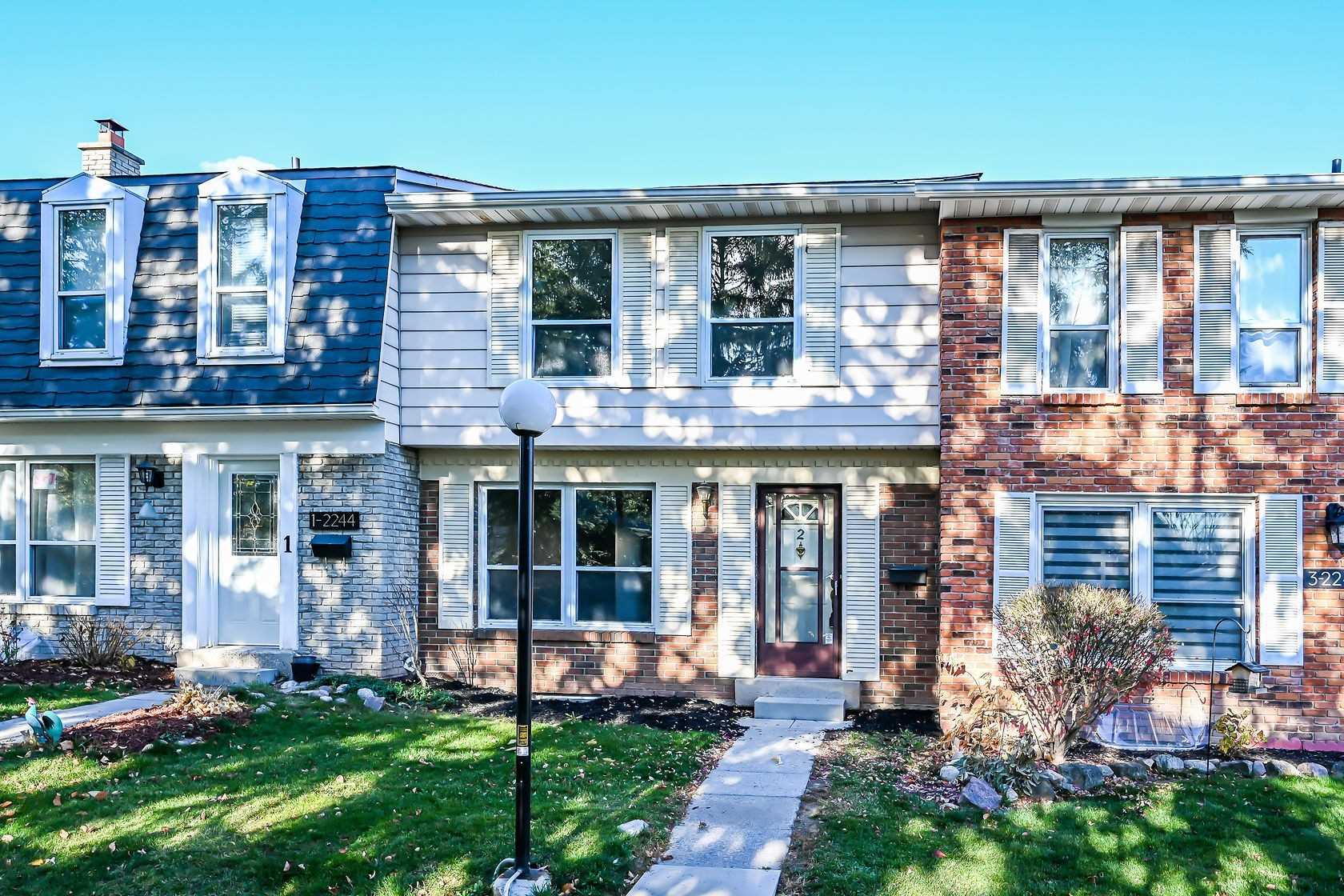 2 - 2244 Upper Middle Rd, Burlington | Sold, W4987662 | Condos.ca