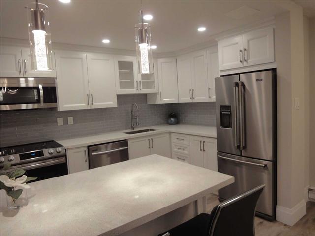 110 - 364 The East Mall