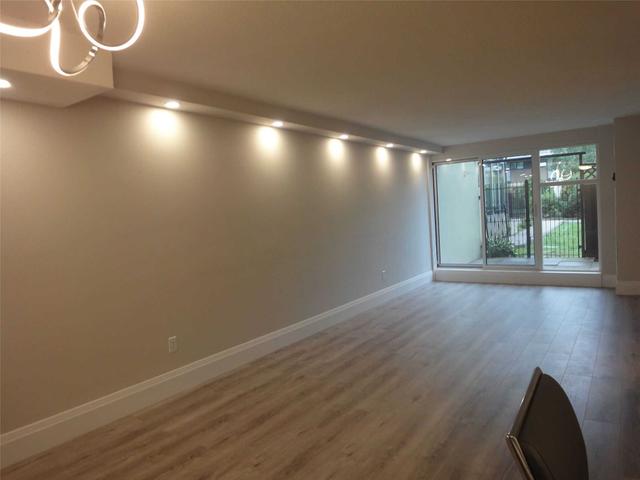 110 - 364 The East Mall