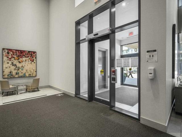 511 - 510 Curran Pl