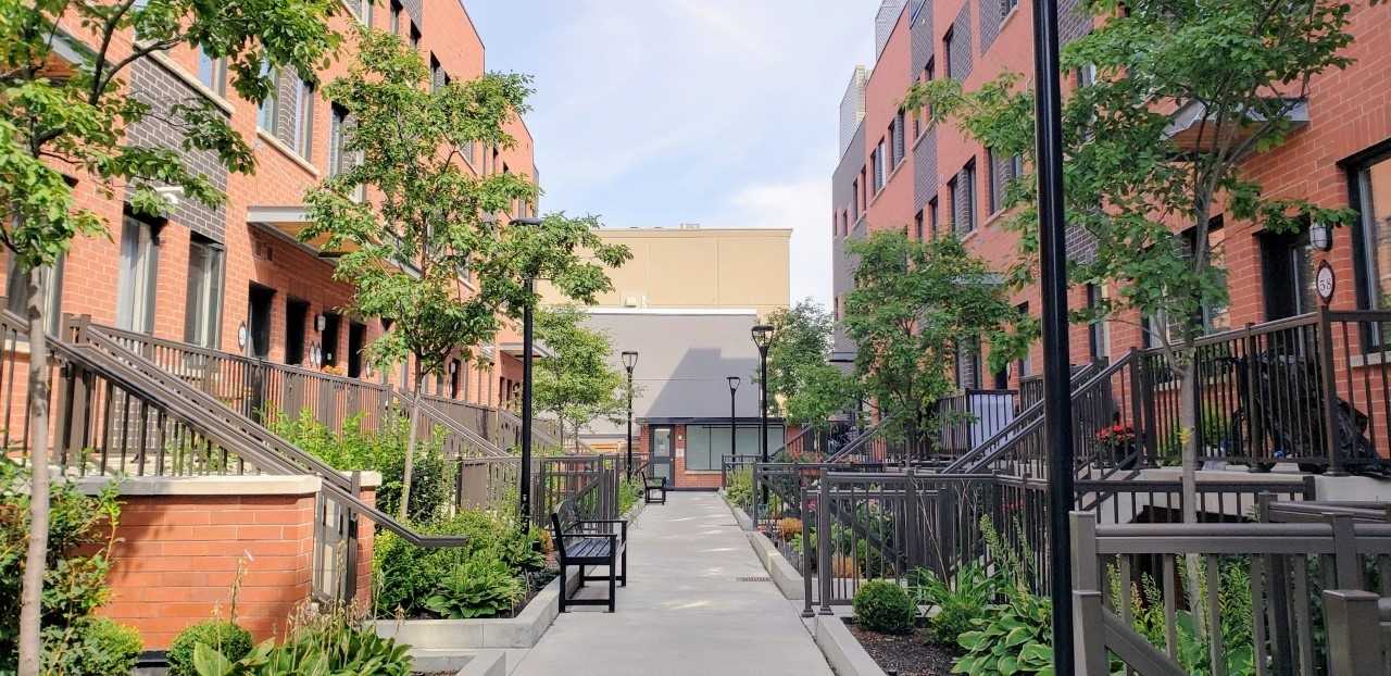 18 60 Winston Park Blvd, North York Sold, W4990658 Condos.ca